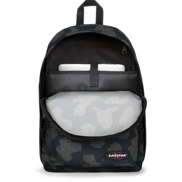 Eastpak Rugzak Out of Office – Red Camo