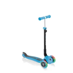 Globber Go-Up met lichten, plooibaar, pastel blauw