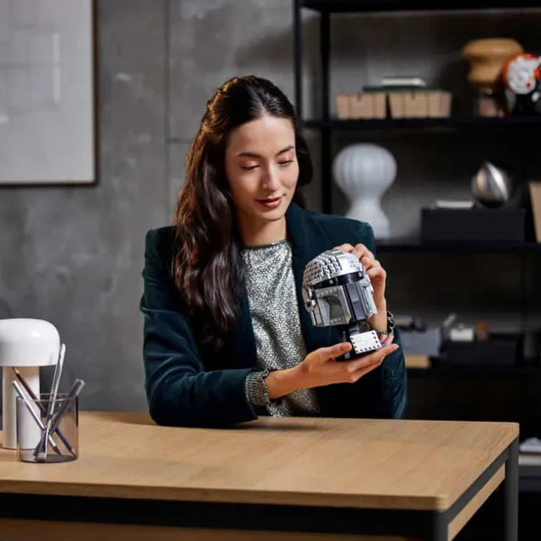 Lego Star Wars The Mandalorian helm (75318)