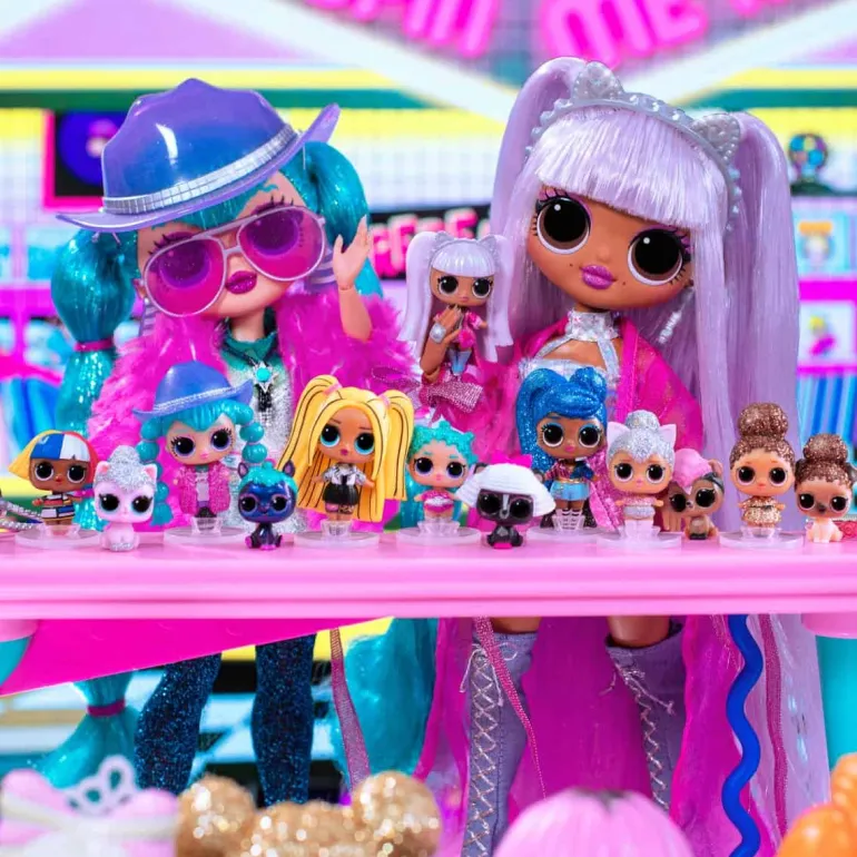 L.O.L. Surprise OMG Mini Family