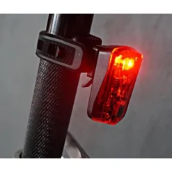 Smart Achterlicht USB Vee LED (0,5W)